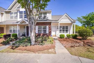 Main picture of 17125 Greenlawn Hills Ct