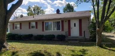 Main picture of 1305 W Hickory St