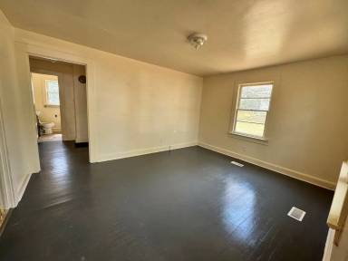 Main picture of 350 Grice St