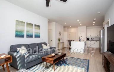 Main picture of 610 S Kerr Ave