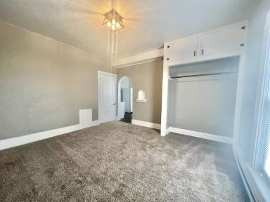 Main picture of 306 N Academy St