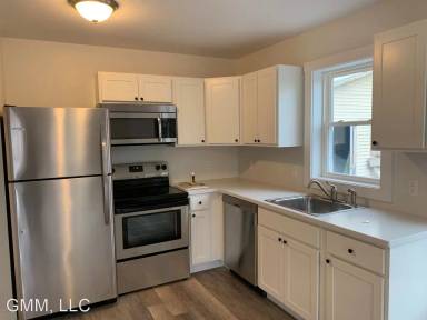 Main picture of 35 Gordon Ln