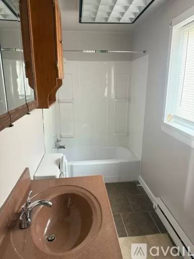 Main picture of 827 E Dewart St
