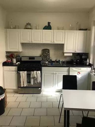 Main picture of 96 Linden St