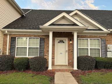 Main picture of 316 Hogan Way