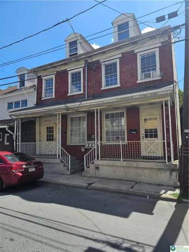Main picture of 254 Cedar St