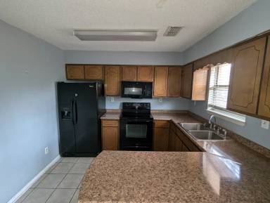 Main picture of 632 McDowell Rd