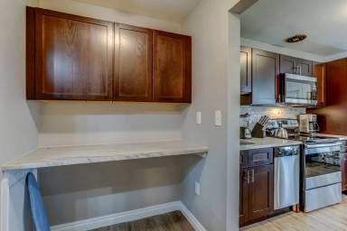 Main picture of 2419 Normandy Rd