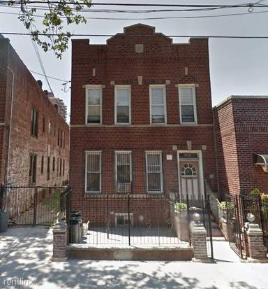 Main picture of 224 Dumont Ave