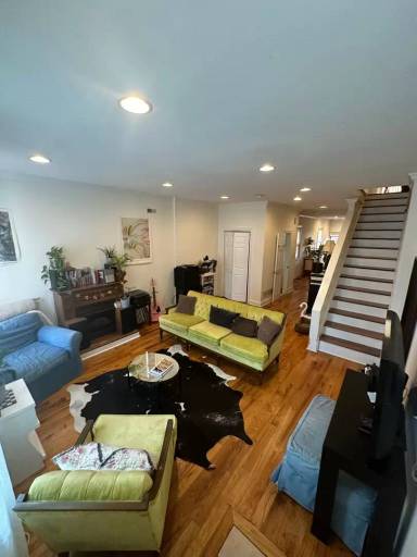Main picture of 1631 W Stiles St