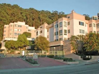 Main picture of 545 Pierce St Apartments