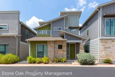 Main picture of 1513 Lorraine Loop