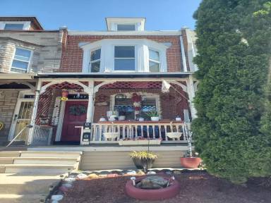 Main picture of 1027 Mulberry St