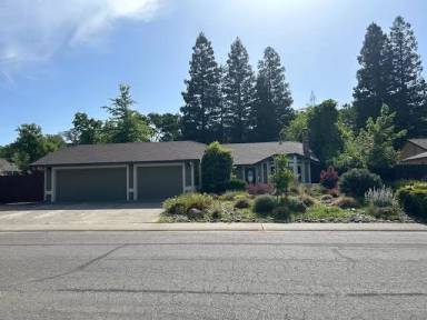 Main picture of 112 Amaya Dr