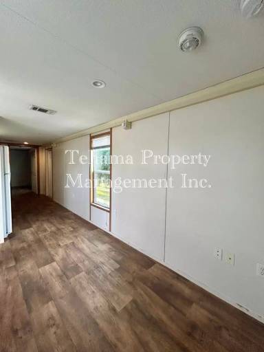 Main picture of 11885 Craig Ave