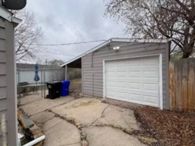 Main picture of 2105 Ivy Ave
