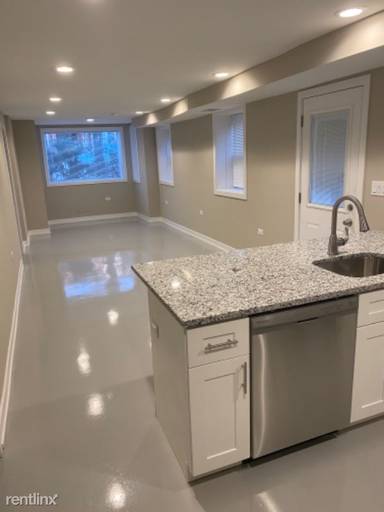 Main picture of 2027 W Huron St