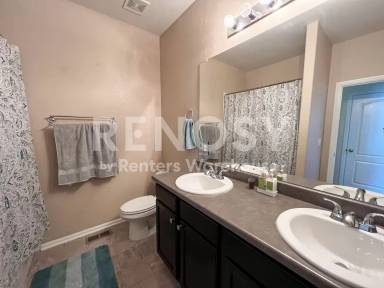 Main picture of 25104 E Pinewood Pl