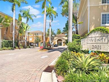 Main picture of Aventi At Aventura Condo
