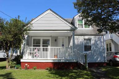 Main picture of 1319 Decatur St
