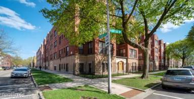 Main picture of 6801 S Clyde Ave
