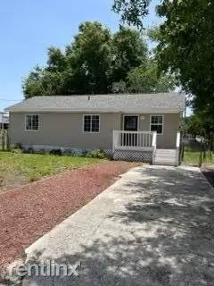 Main picture of 1944 Fairfax Ct NE