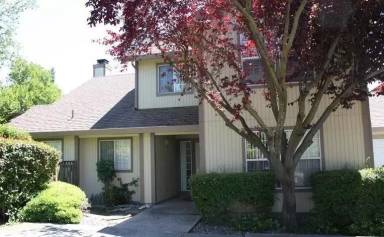 Main picture of 2804 Sycamore Ln