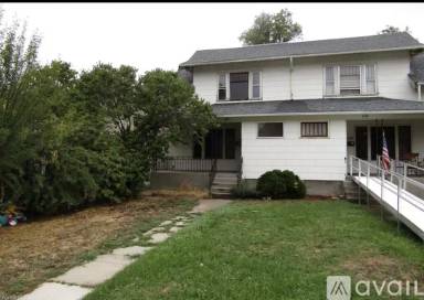 Main picture of 1119 1st Ave N