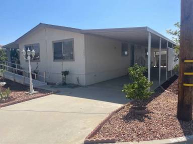 Main picture of 26057 Fountain Palm Dr