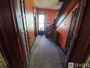 Main picture of 1107 W 4th St