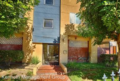 Main picture of 9014 Burnet Ave