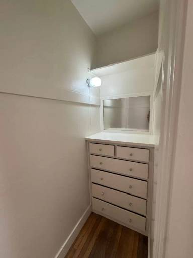 Main picture of 1806 Walnut St