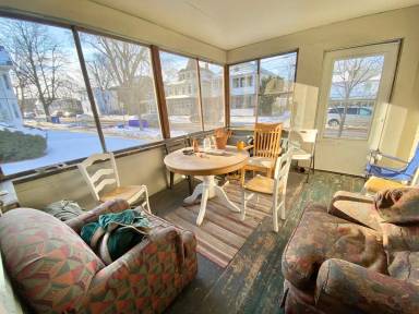 Main picture of 48 Intervale Ave