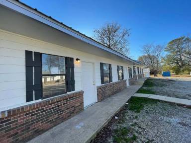 Main picture of Golden Maple Apartments