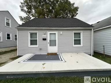 Main picture of 8419 Republic Ave