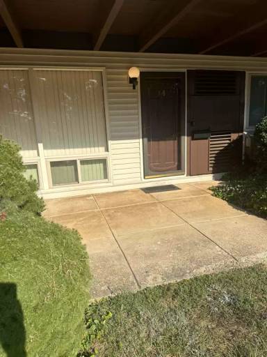 Main picture of 170 Talbott St