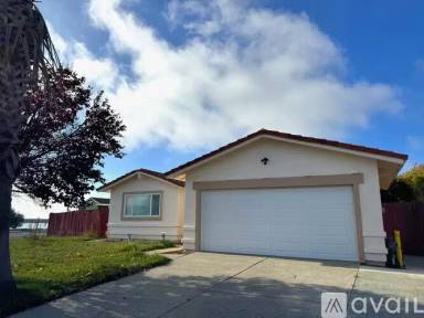 Main picture of 900 Severus Dr