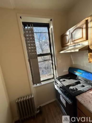 Main picture of 822 Marcy Ave