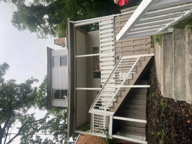 Main picture of 8380 Vidette St