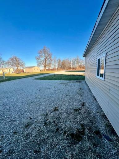 Main picture of 2697 US Highway 224 E