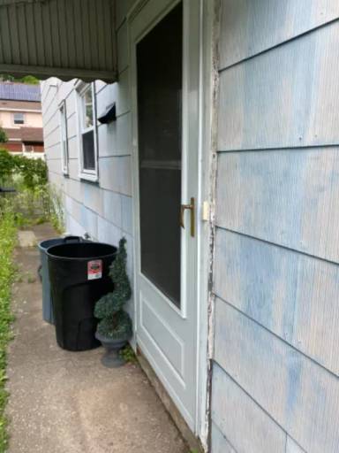 Main picture of 322 Woodbine Ave