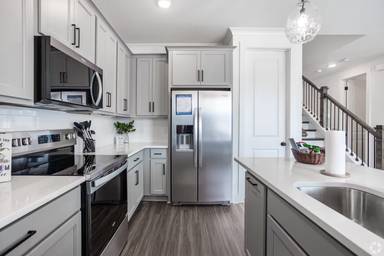 Main picture of 652 Haley Ln