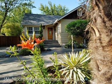 Main picture of 2319 Hillcrest Rd