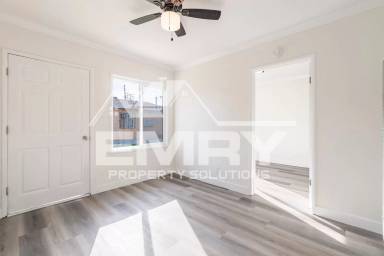 Main picture of 432 N Poplar Ave