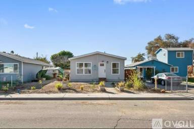 Main picture of 644 Douglas St