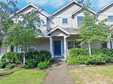 Main picture of 3106 NW Morning Glory Dr