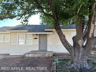 Main picture of 1017 S Bowie Dr