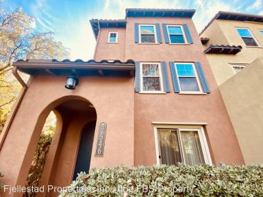 Main picture of 2544 Escala Cir