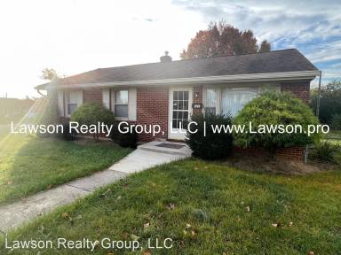 Main picture of 521 Mapleton Ave NE