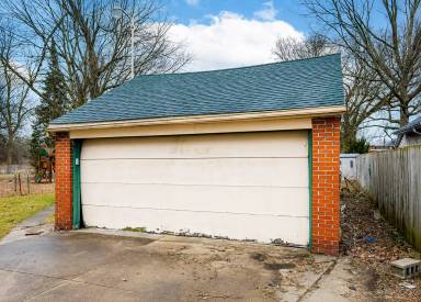 Main picture of 1543 Maine St